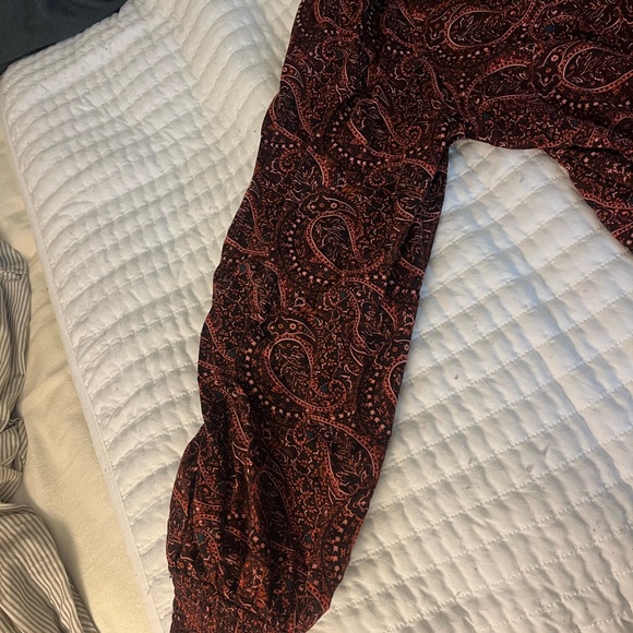 Evereve brand wrap blouse paisley warm colors size XL - Picture 2 of 5